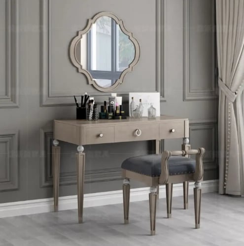 تسريحة كلاسيكية فاخرة