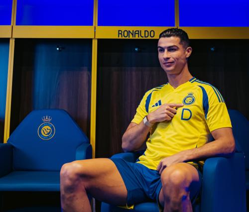 طقم النصر 2024/2025 الاساسي