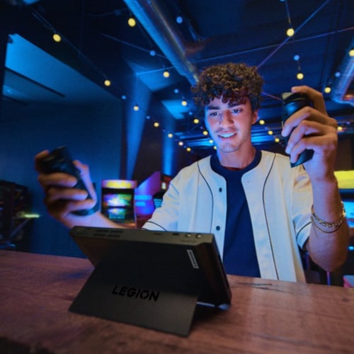 لينوفو - كمبيوتر ألعاب محمول Legion جو