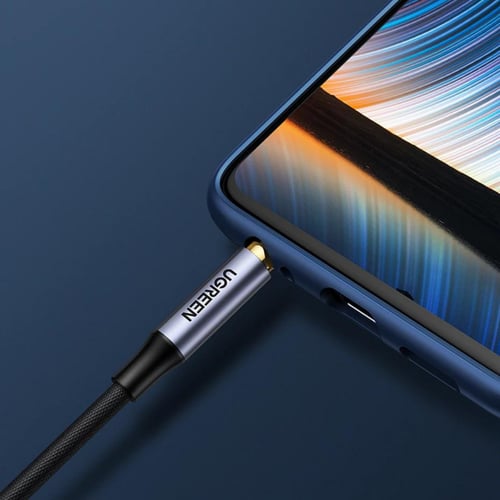 يوجرين - سلك من منفذ AUX إلى AUX