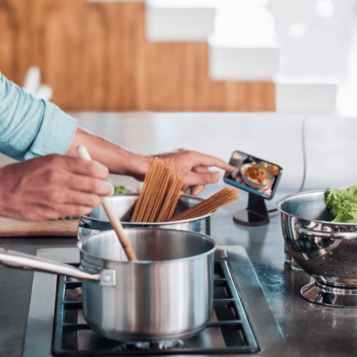 بيلكن - قاعدة شحن بمنفذ MagSafe