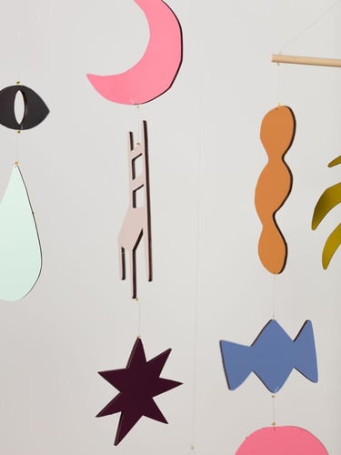 LA LUNA, LUNA MOBILE