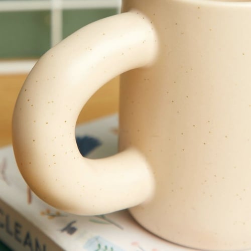 كوب بمقبض عريض - بيج