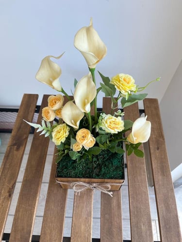 تنسيق ورد صناعي فاخر