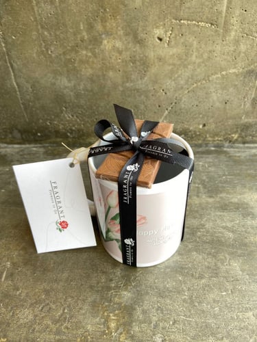 كوب يوم الام بالشوكولاتة