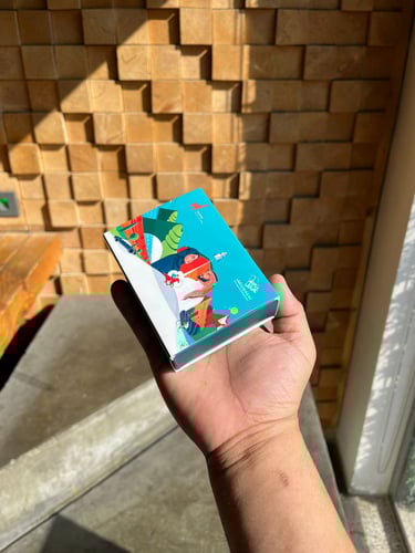 بوكس اليوم الوطني بشعارك الخاص