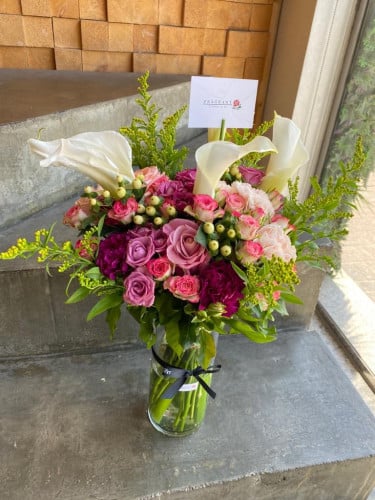 فازة رقيق و مبهج