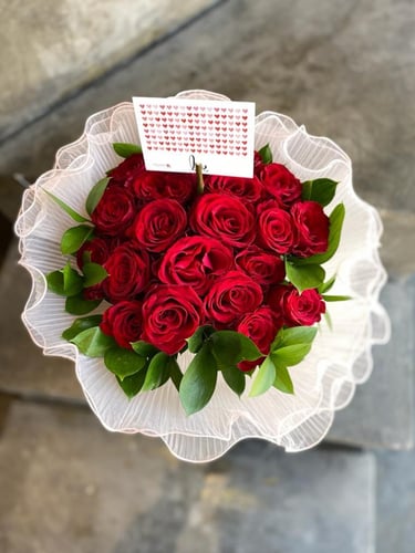 بوكية الروز الاحمر بالقماش