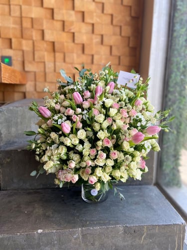 فازة ملكية وردية