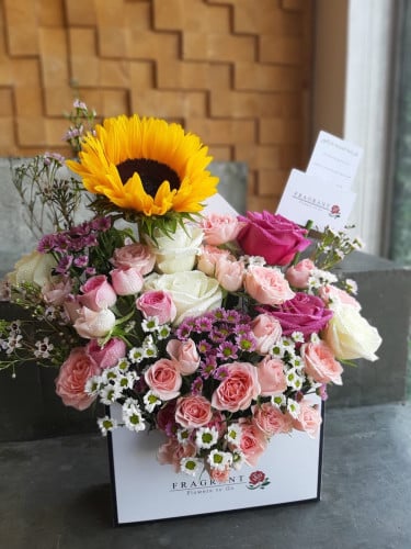 ظرف الورد بدوار الشمس