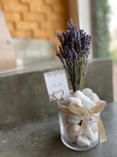 فازة اللافندر بالاحجار