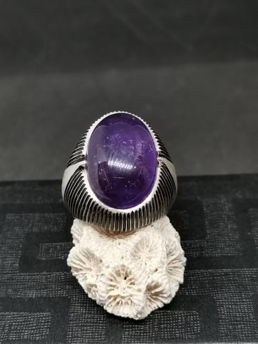 خاتم الفضة بحجر الجمشت الاماتست بصياغة الأستاذ امي...