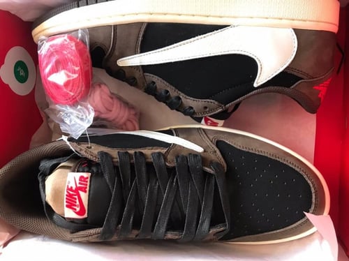 travis scott x nike air jordan 1 low