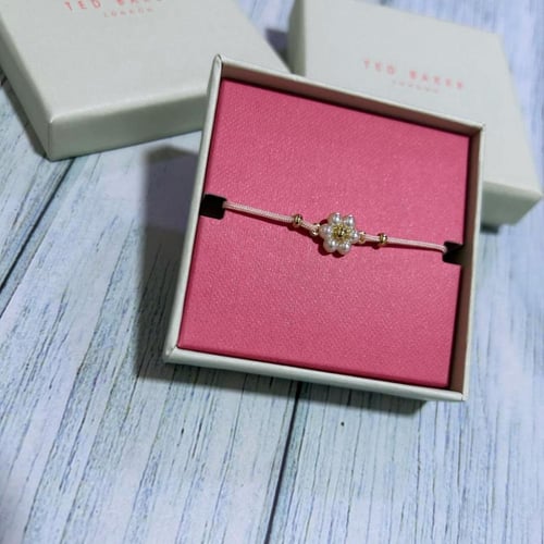 اسوارة تيد بيكر Ted Baker