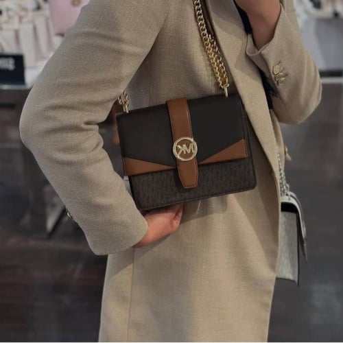 شنطة مايكل كورس