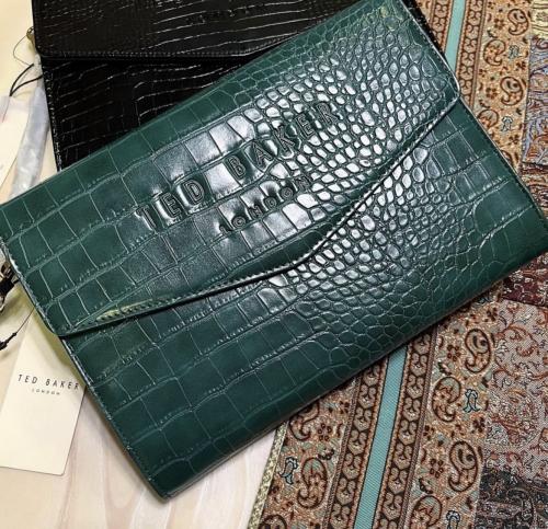 باوتش تيد بيكر Ted Baker