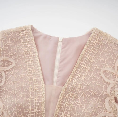 فستان نسائي ميدي