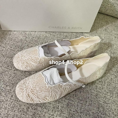 حذاء تشارلز اند كيث