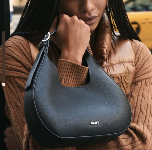 شنطة دكني DKNY