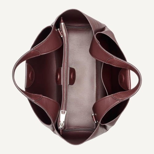 شنطة عنابي دكني DKNY