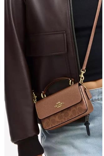 شنطة كوتش coach