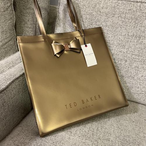 كيس وسط تيد بيكر Ted Baker