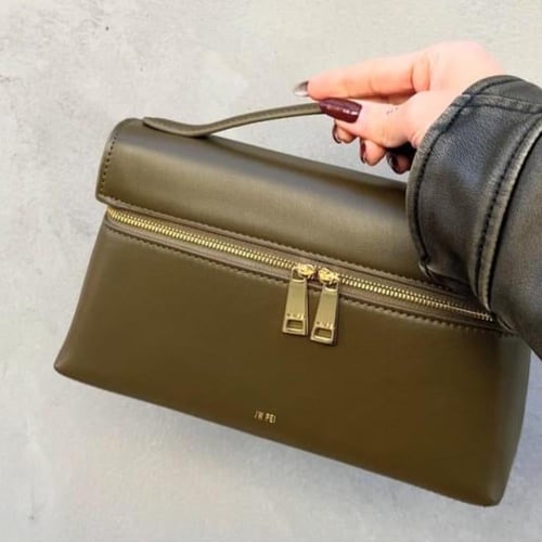 شنطة زيتي JW PEI