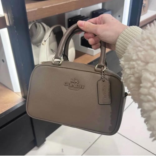 شنطة كوتش coach