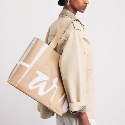 كيس وسط هارودز Harrods