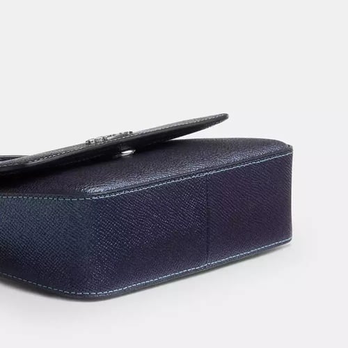 شنطة كوتش coach