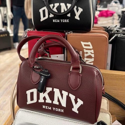 شنطة ميني عنابي دكني DKNY