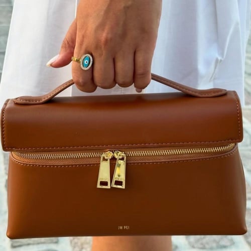 شنطة بني JW PEI