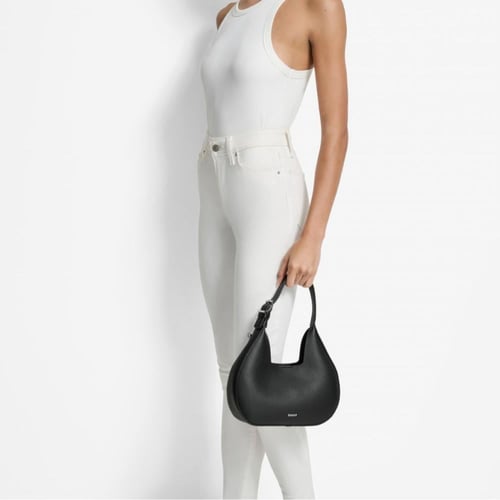 شنطة دكني DKNY