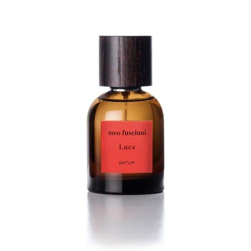 عطر لوسي MEO FUSCIUNI | LUCE PARFUM ميو فيوسيني
