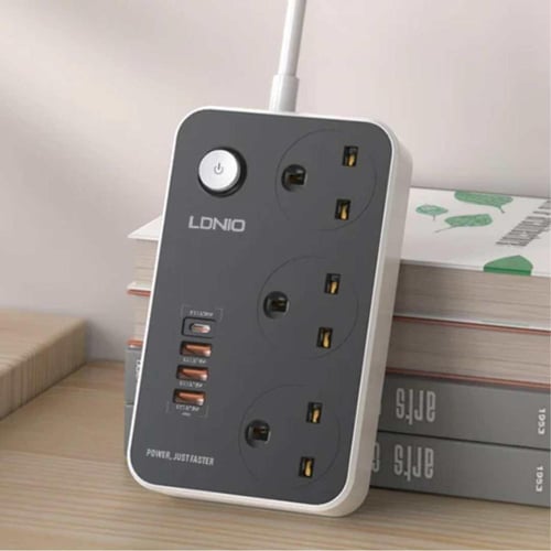توصيلة كهربائية لدينو 2 متر | 3 منافذ شحن USB ومنف...