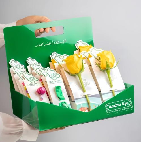 ستاند اكريليك حجم كبير بمسكة يد لتوزيعات اليوم الو...