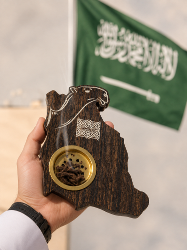 مبخرة خشب خريطة المملكة عزنا باصالتنا