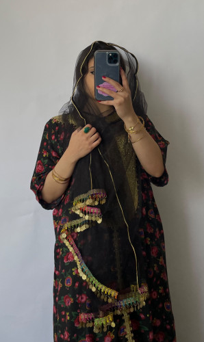 شيلة بجنيهات