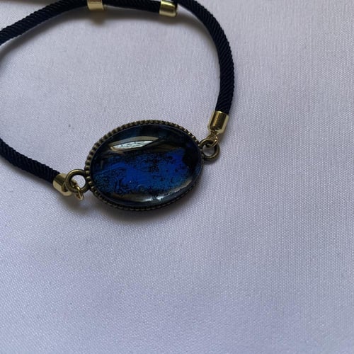 سوارة جناح فراشة البابليو الزرقاء