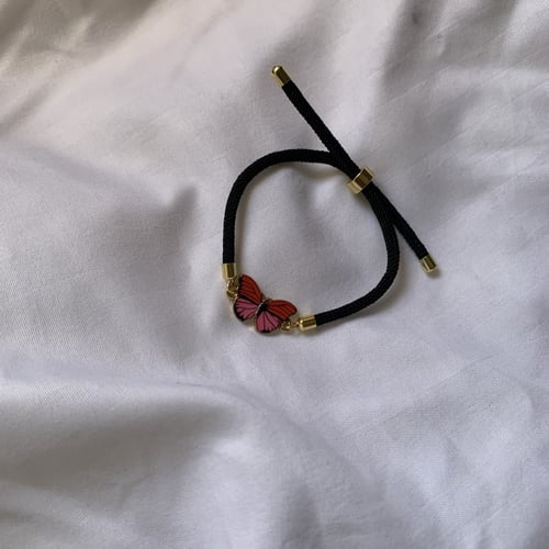 سوارة فراشة وردي