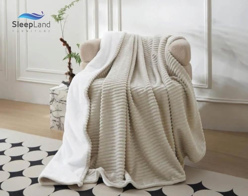 بطانية فلانو وجهين مخمل وفرو مقلمة | لون بيج