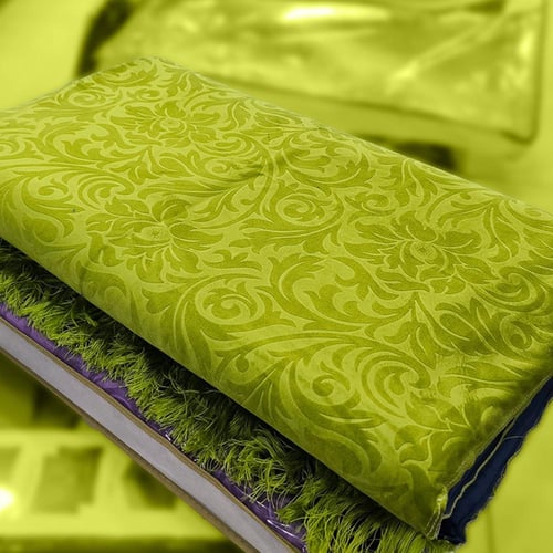 سجادة طبية مبطنة بحشوة الميموري فوم الطبية