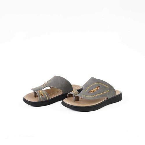 حذاء شبابي FD 828