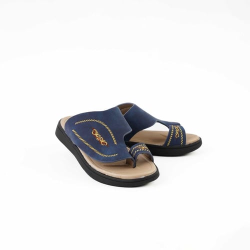 حذاء شبابي FD 828