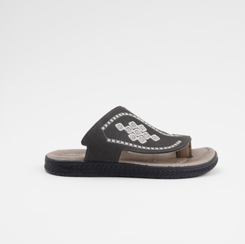 حذاء شبابي مطرز DL21-12