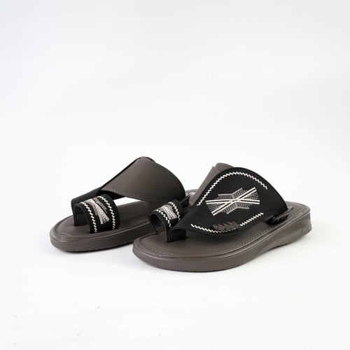 حذاء شرقي رجالي FD4115