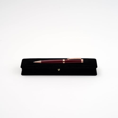 قلم فخامة فدشي بني بإطار نحاسي