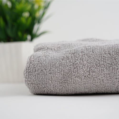 مناشف حمام قطني وناعم كبير