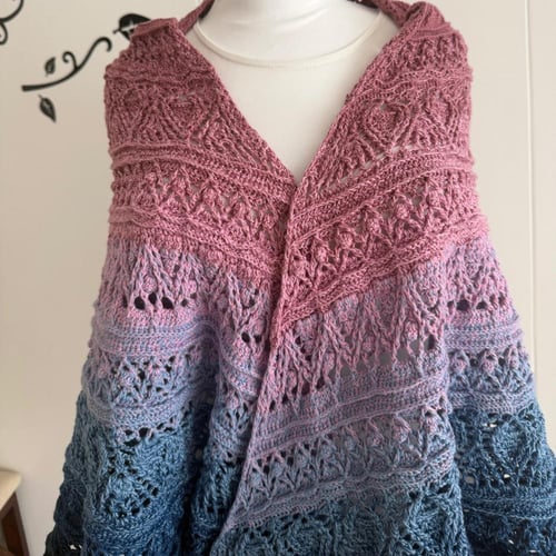 شال ورد وبحر