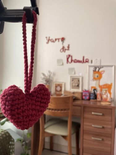 ميدالية سيارة أو شنطة